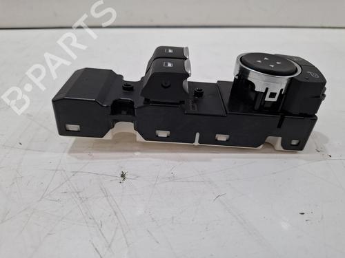 Right front window switch FORD FIESTA VII (HJ, HF) 1.1 Ti-VCT | BP38266123I26 - Image 2