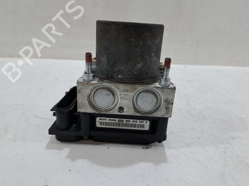 Used ABS pump TOYOTA AURIS (_E15_) 1.33 Dual-VVTi (NRE150_, NRE150R) (101 hp) 29809676