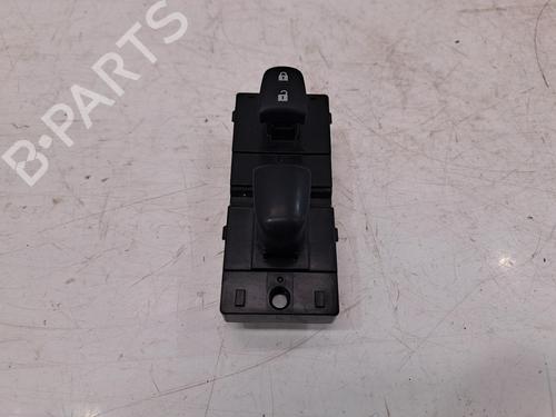 Used Left front window switch Left front window switch 34339346 34339346