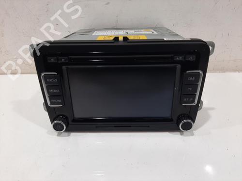 Used Radio VW GOLF VI (5K1) 1.6 TDI (105 hp) 30119938