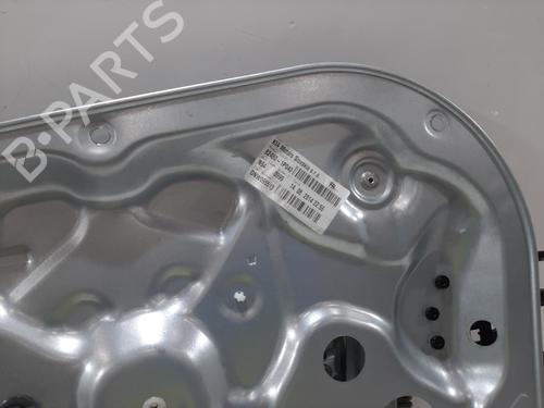 Front right window mechanism KIA VENGA (YN) 1.4 CRDi 90 | BP30585264C23