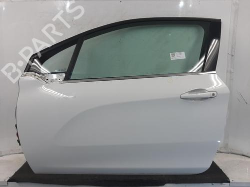 Used Left front door PEUGEOT 208 I (CA_, CC_) 1.2 THP 110 (110 hp) 28723426