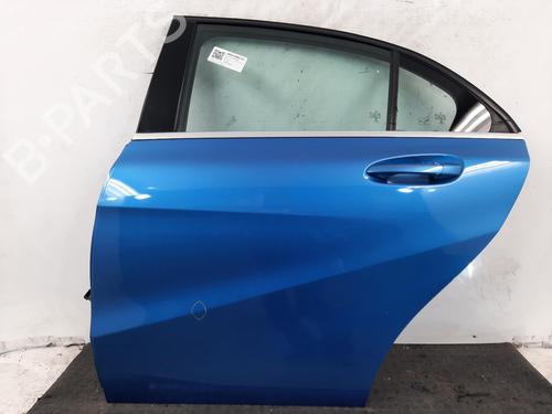Puerta trasera izquierda MERCEDES-BENZ A-CLASS (W176) A 180 (176.042) (122 hp) 30844079