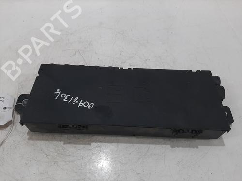 Zekeringkast JAGUAR I-PACE (X590) EV400 AWD (400 hp) 30533056