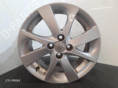 Used Rim Rim TOYOTA YARIS (_P13_) 1.5 Hybrid (NHP130_, NHP130) (101 hp) 39934687 39934687