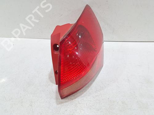 Høyre baklys KIA VENGA (YN) 1.4 CVVT (90 hp) 30928247