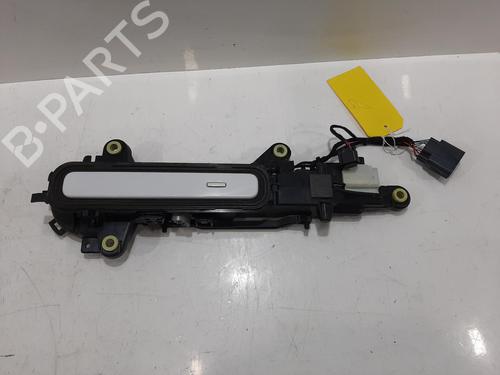 Używane Klamka zewnętrzna JAGUAR I-PACE (X590) EV400 AWD (400 hp) 26843436