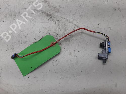 camera-tesla-model-3-5yj3-2017-29266152 main image