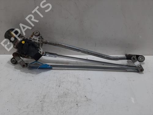 Used Front wiper motor DACIA SANDERO II 1.0 SCe 75 (B8JC, B8JD, B8NC) (73 hp) 29882502