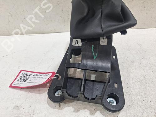 Gear lever PEUGEOT 208 I (CA_, CC_) 1.2 VTI 82 | BP32380951M90