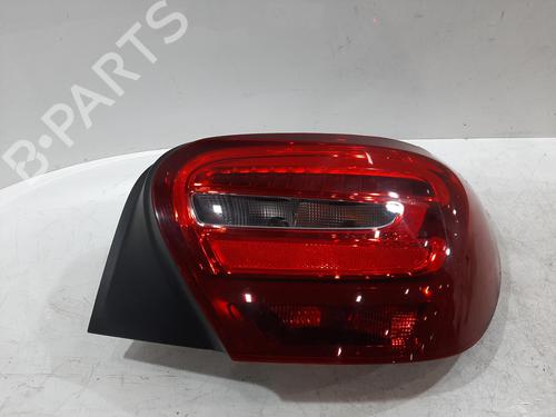 Used Right taillight Right taillight MERCEDES-BENZ A-CLASS (W176) A 200 (176.043) (156 hp) 34273469 34273469