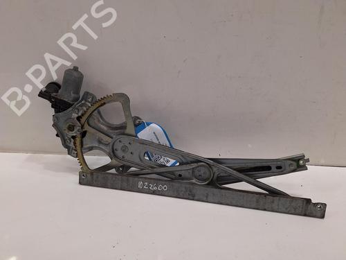 Used Front left window mechanism TOYOTA YARIS (_P9_) 1.3 VVT-i (SCP90_, SCP90R) (87 hp) 28038666