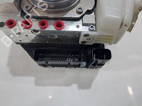 Brake master cylinder FORD KUGA III (DFK) 2.5 FHEV 4x4 | BP34732926M77 - Image 3