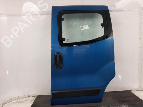 dr-venstre-bagtil-peugeot-bipper-tepee-2008-32448835 main image