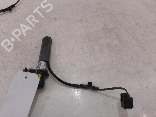 electronic-module-jaguar-i-pace-x590-2018-33318371 main image