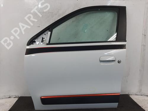 Used Left front door RENAULT TWINGO III (BCM_, BCA_) 0.9 TCe 90 (BCM9, BCM2) (90 hp) 30756919