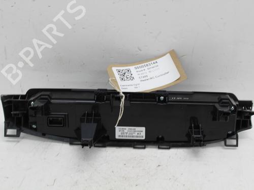Used Climate control LEXUS CT (ZWA10_) 200h (ZWA10_) (99 hp) 26788153