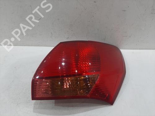 Feu arrière droit KIA VENGA (YN) 1.4 CRDi 90 (90 hp) 31305476