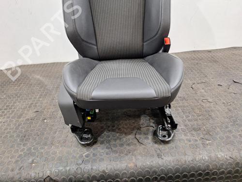 Right front seat FORD FOCUS III 1.6 EcoBoost | BP38944834C16 - Image 5