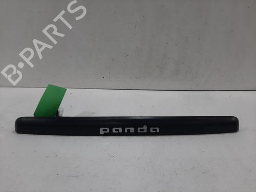 Used Tailgate handle FIAT PANDA (312_, 319_) 1.2 (312PXA1A) (69 hp) 31650513
