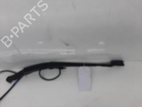 Used Front windshield wiper arm Front windshield wiper arm 26846585 26846585