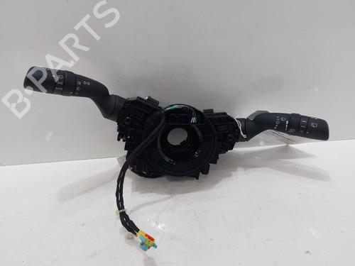 Used Switch TOYOTA COROLLA Estate (_E21_) 1.8 VVTi Hybrid (ZWE219) (140 hp) 27630477