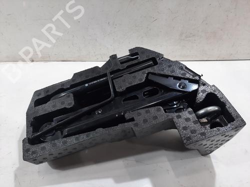 Jack Kit VAUXHALL CORSA Mk III (D) (S07) 1.2 i 16V (L08) (86 hp) 32758083