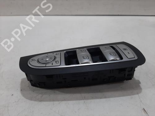 Switch MERCEDES-BENZ C-CLASS (W205) C 200 (205.042) | BP29883423I30