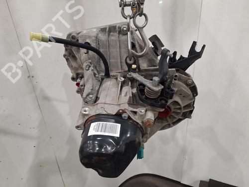 Gearbox DACIA SANDERO II TCe 90 (B8M1, B8MA, B8AC) | BP29398260M3 