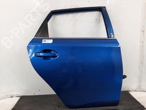 Used Right rear door TOYOTA AURIS (_E18_) 1.4 D-4D (NDE180_, NDE180R) (90 hp) 31999802