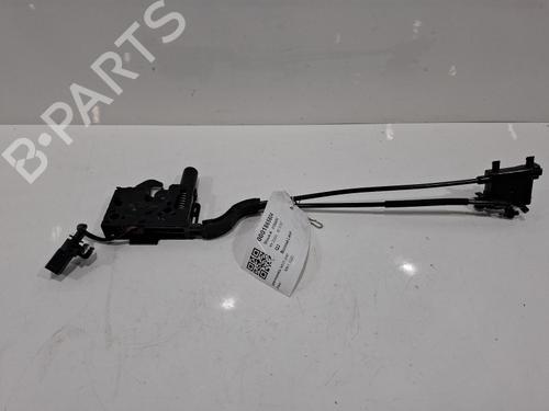 hood-lock-audi-q2-gab-gag-2016-40455357 main image