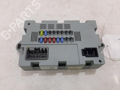 Used Fuse box JAGUAR I-PACE (X590) EV400 AWD (400 hp) 30756597