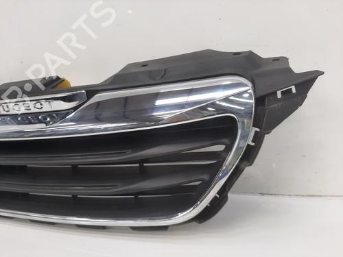 Grille PEUGEOT 108 1.0 VTi 72 | BP26749774C40