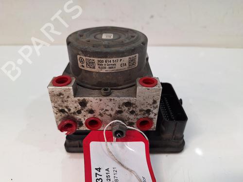 Used ABS pump SEAT LEON ST (5F8) 1.6 TDI (105 hp) 26869333