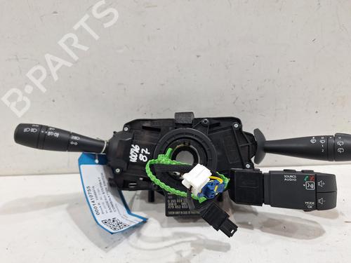 Used Switch DACIA SANDERO II TCe 90 (B8M1, B8MA, B8AC) (90 hp) 26818110