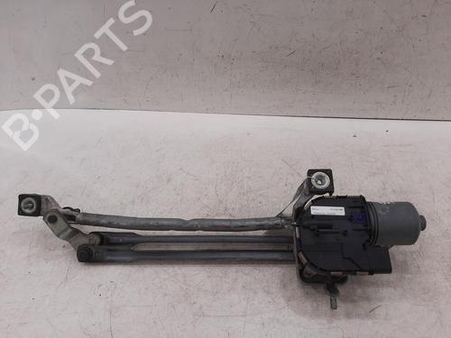 Used Front wiper motor Front wiper motor VOLVO V40 Cross Country (526) D2 (114 hp) 33699716 33699716
