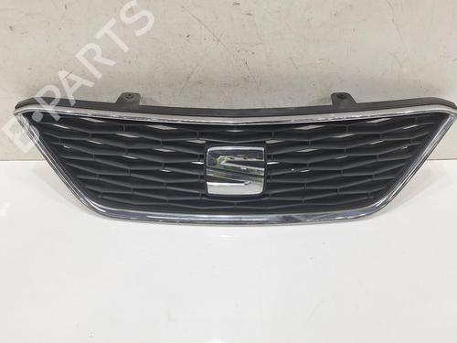 Gitter für SEAT IBIZA IV ST (6J8, 6P8) 1.2 TSI (105 hp) 31208563