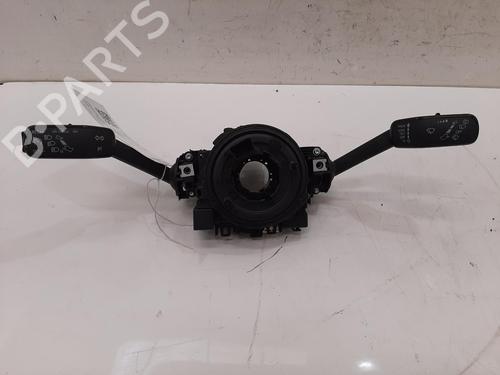 switch-skoda-karoq-nu7-nd7-2017-36254015 main image