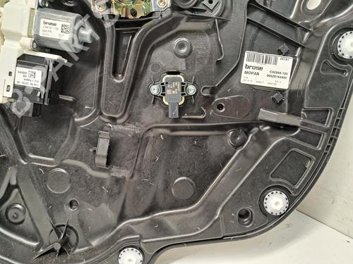 Rudehejsemekanisme Højre foran JEEP RENEGADE SUV (BU, B1, BV) 1.4 | BP26868633C23 