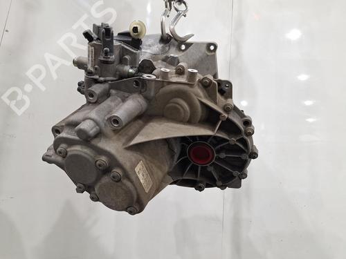 Gearbox VOLVO V40 Hatchback (525) D2 | BP29397923M3 