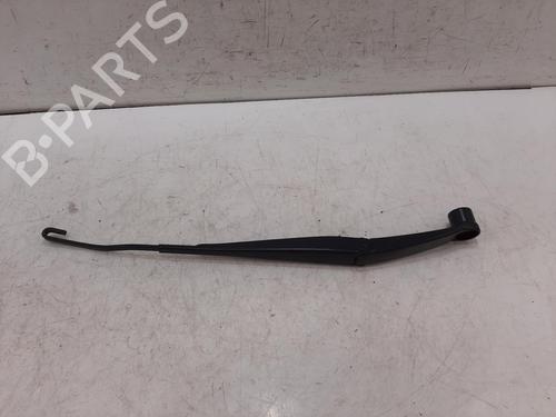 Used Front windshield wiper arm Front windshield wiper arm 37727046 37727046