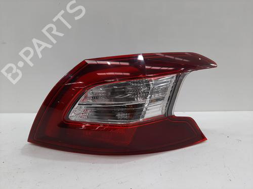 Used Right taillight Right taillight PEUGEOT 308 II (LB_, LP_, LW_, LH_, L3_) 2.0 BlueHDi 150 (150 hp) 33940656 33940656