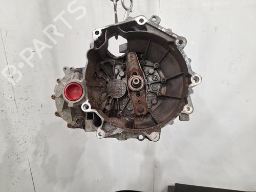 Used Gearbox VW UP! (121, 122, BL1, BL2, BL3, 123) 1.0 (60 hp) 31033380