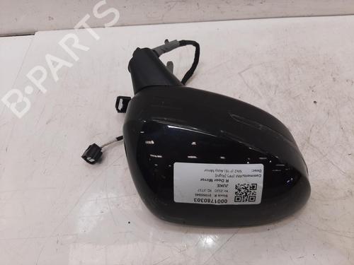 right-mirror-nissan-juke-f16_-2019-37539828 main image