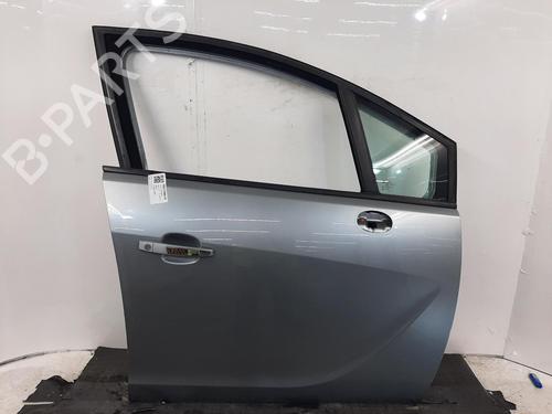 Used Right front door Right front door 38446860 38446860