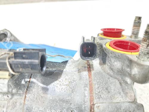 AC compressor VOLVO V40 Hatchback (525) D2 | BP33335984M34 - Image 5