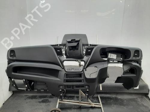 Used Dashboard Dashboard IVECO DAILY VI Van 33S16, 35S16, 35C16, 38S16, 40C16, 42S16, 50C16 (156 hp) 36451110 36451110