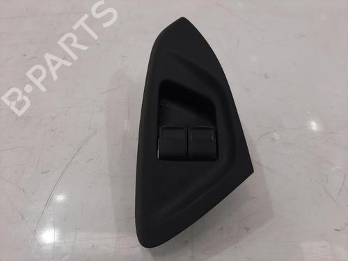 switch-toyota-aygo-_b4_-2014-33435785 main image