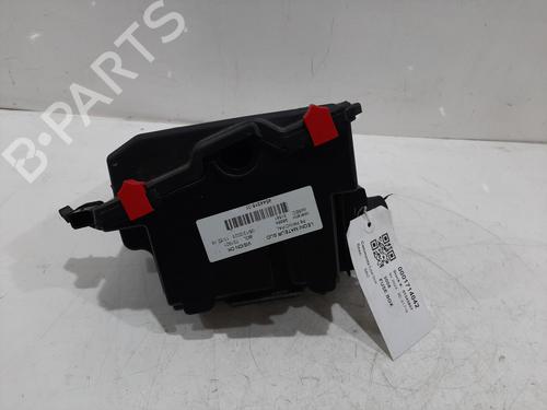 Caixa de fusíveis Caixa de fusíveis PEUGEOT 3008 II SUV (MC_, MR_, MJ_, M4_) 1.2 THP/ PureTech 130 (MRHNSM, MRHNSU, MRHNSJ, MRHNYW,... (131 hp) 36153923 36153923