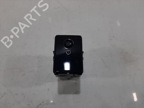 electronic-module-jaguar-i-pace-x590-2018-34179122 main image